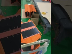 이동 중 충전하기 위한 편리한 접이 가능한 30W 태양 전지 패널 충전기